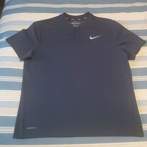 Nike Golf Blade Collar